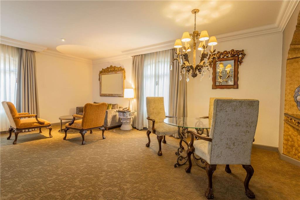 Governor Suite