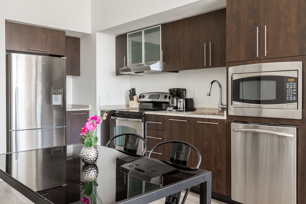 Pristine Fenway Suites by Sonder - photo 14