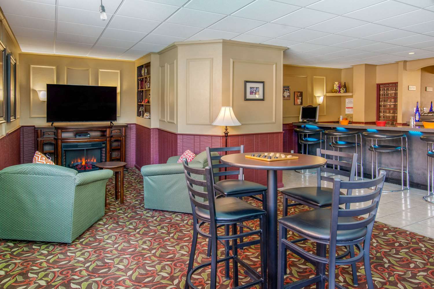 Quality Inn Downtown 4th Avenue - photo 12