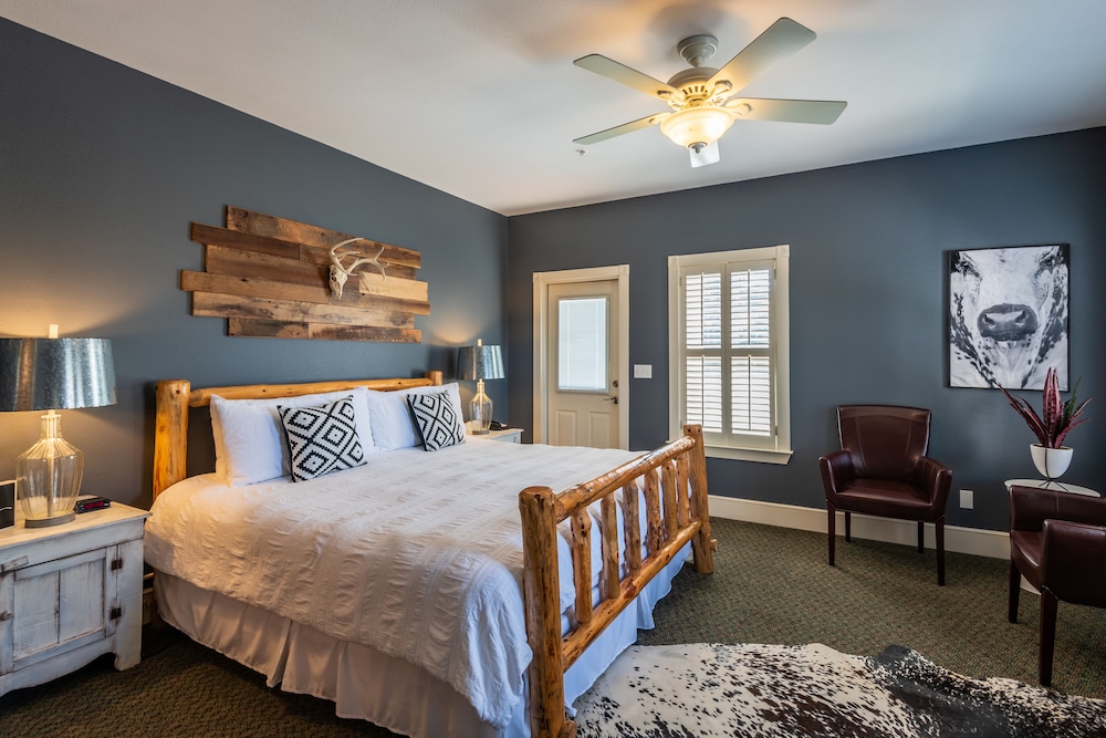 Gruene River Hotel & Retreat - photo 25