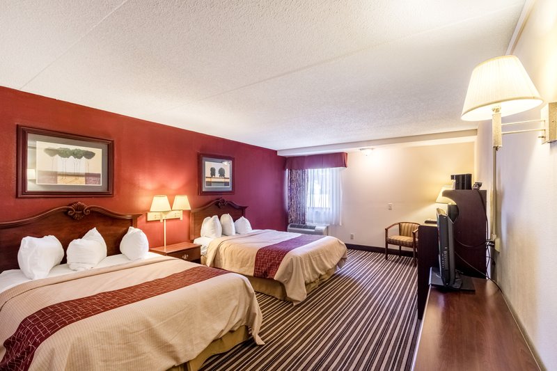 Red Roof Inn & Suites Terre Haute - photo 15