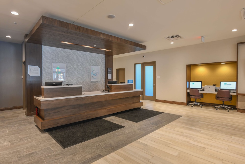 Hilton Garden Inn Cincinnati Midtown - photo 7