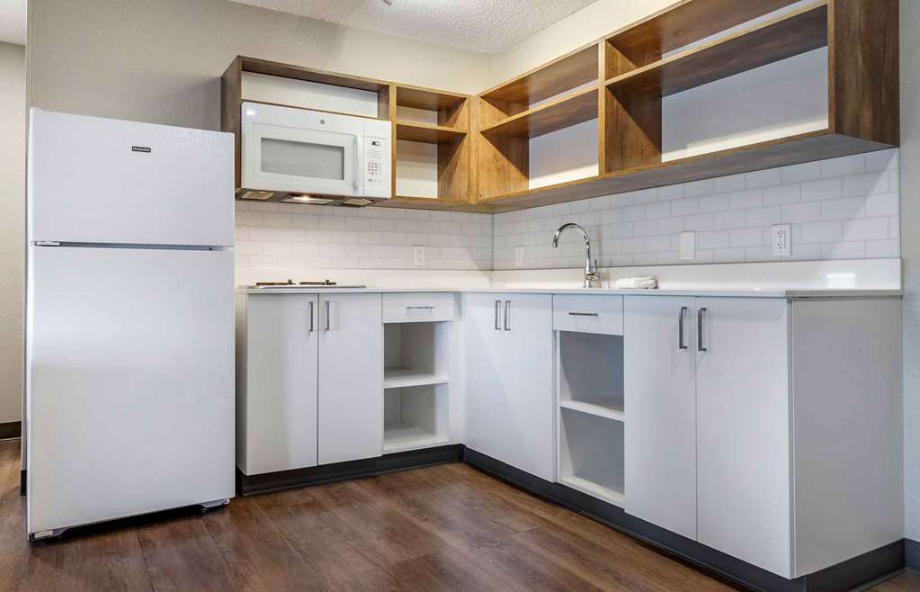 Extended Stay America Premier Suites Charlotte Pineville Mat - photo 25
