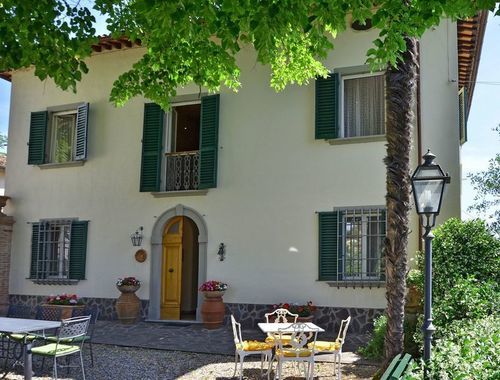 Villa Buonaparte — 4-Star Luxury Hotel in San Miniato, Italy