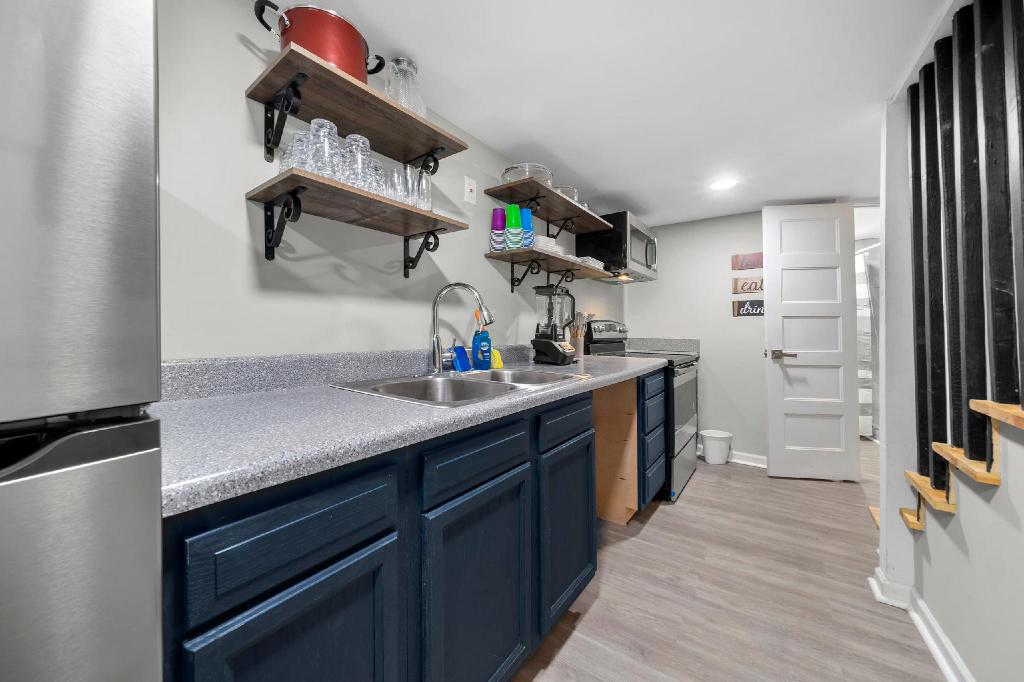 Gorgeous EST Mercedes Stdm 10 min Patio Slps 10 - photo 31
