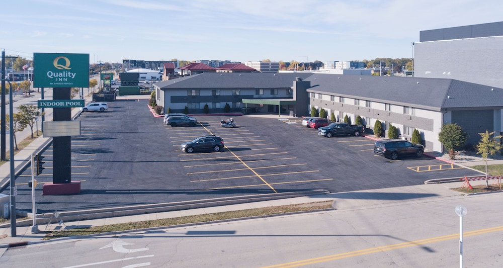 Quality Inn Stadium Area Green Bay Stadium - photo 22