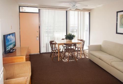 Horizon Motor Inn - photo 13