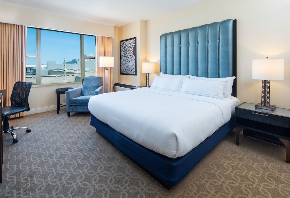 The Marc Hotel in Milwaukee, United States