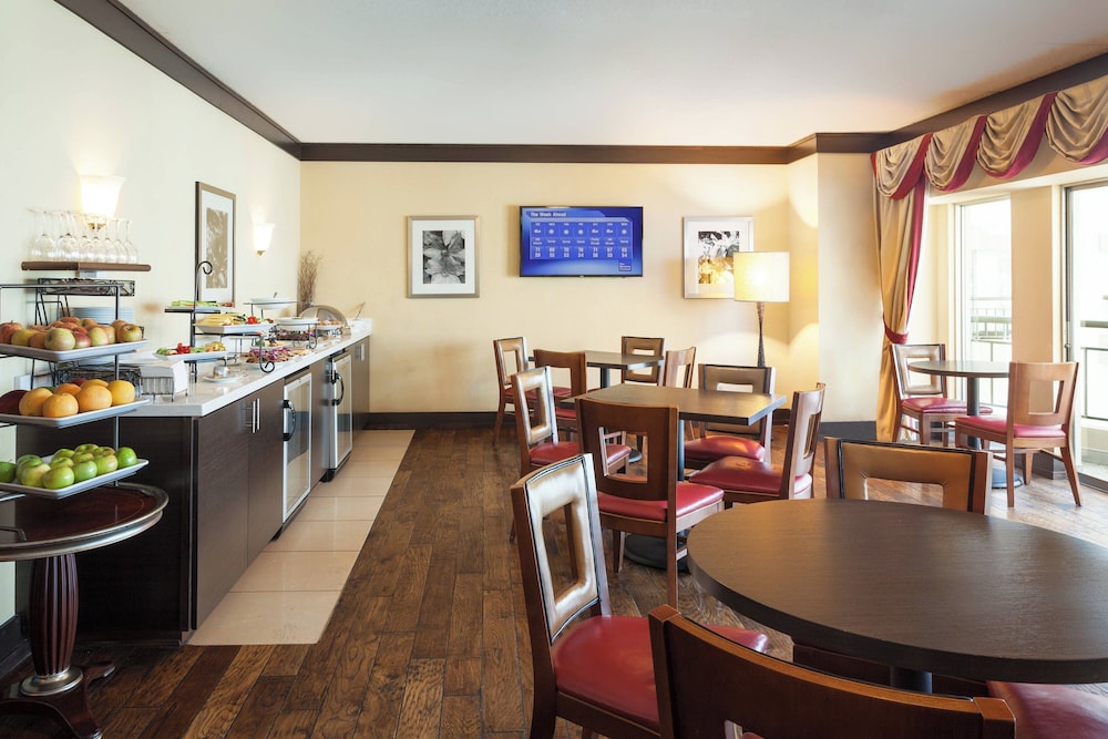 Marriott Savannah Riverfront - photo 29