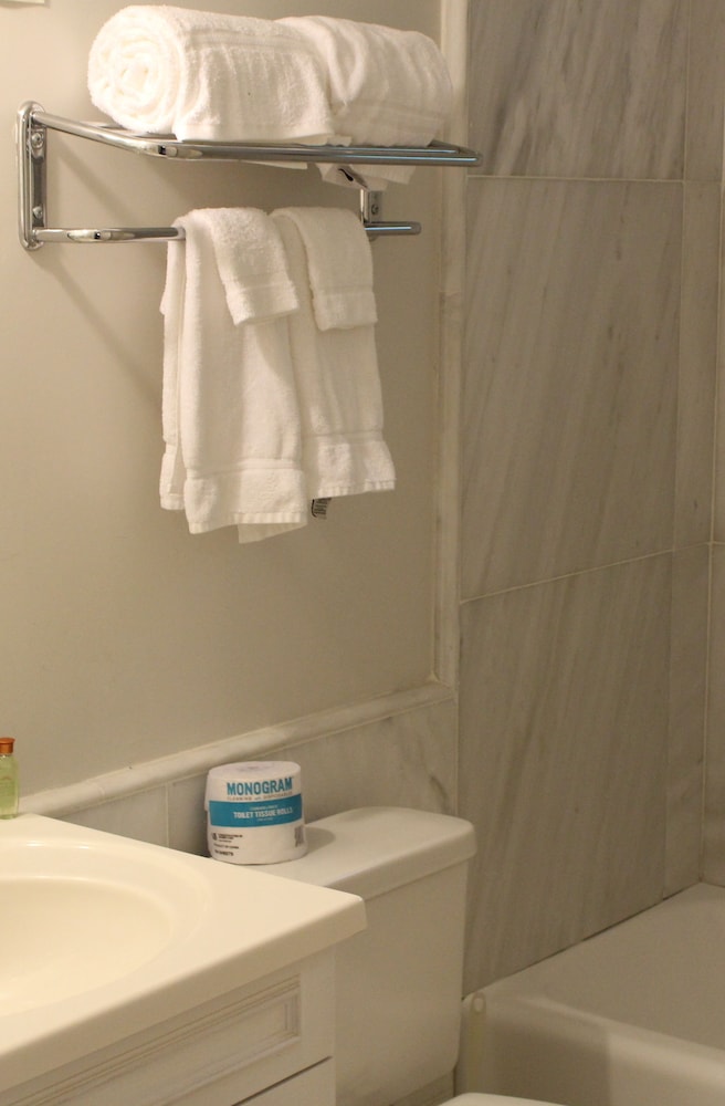 Catskill Seasons Inn - photo 82