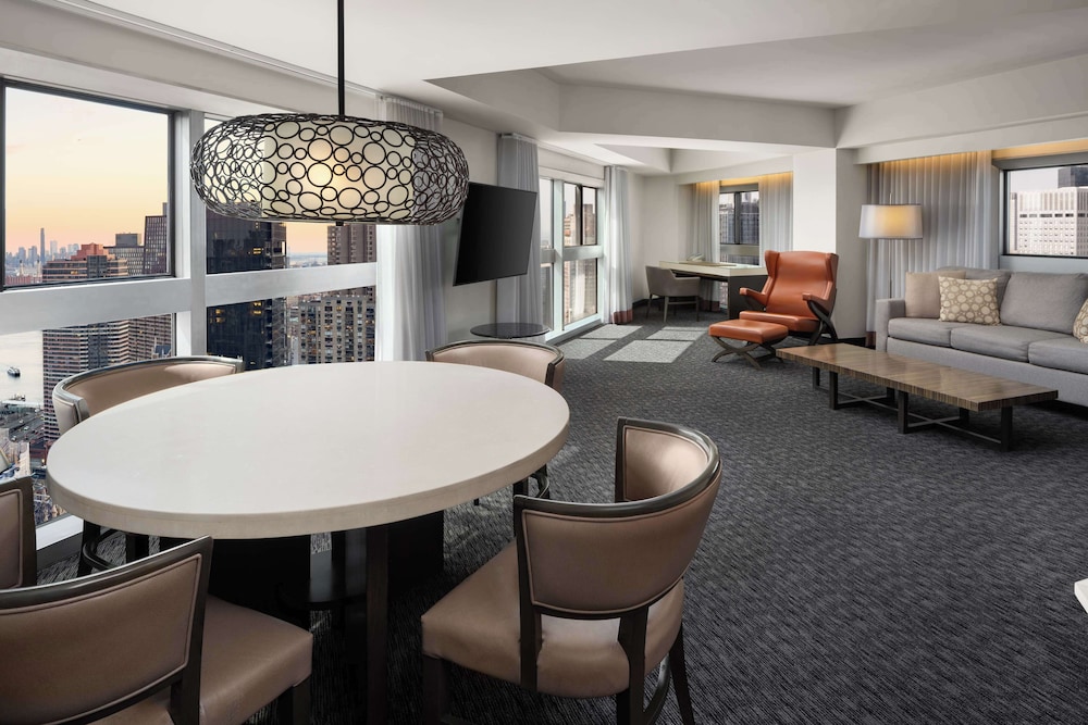 Millennium Hilton New York One UN Plaza - photo 45
