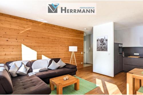 Chalet am Breitenberg Appartement CB 11 — 5-Star Luxury Hotel in Pfronten, Germany