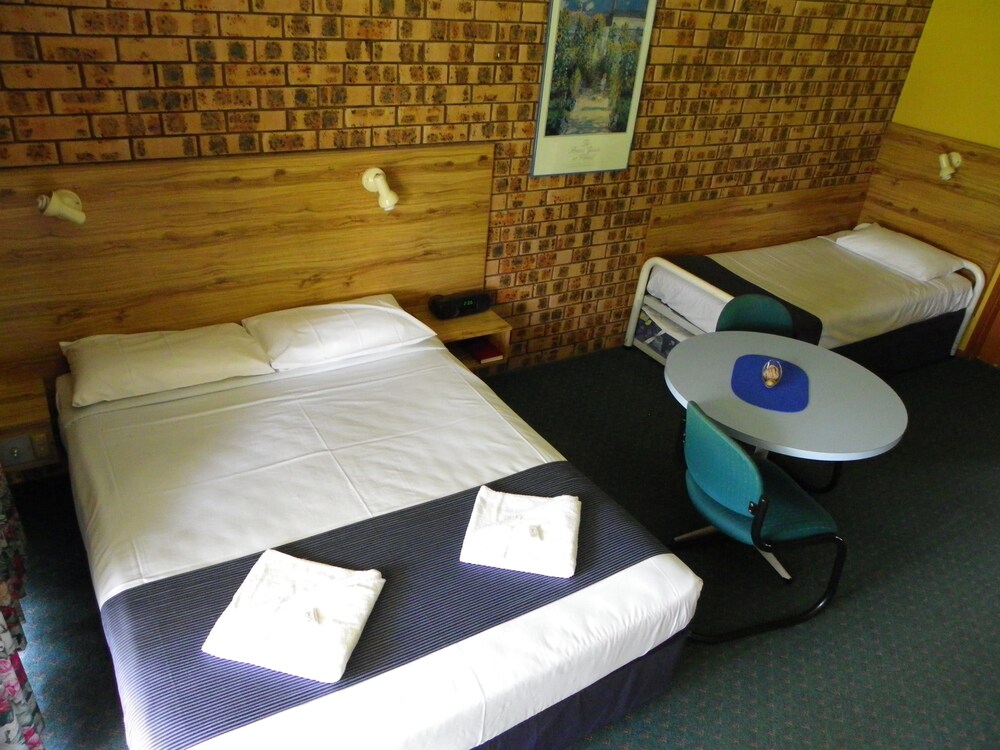 Surfside Resort Motel — Lake Cathie — photo 4