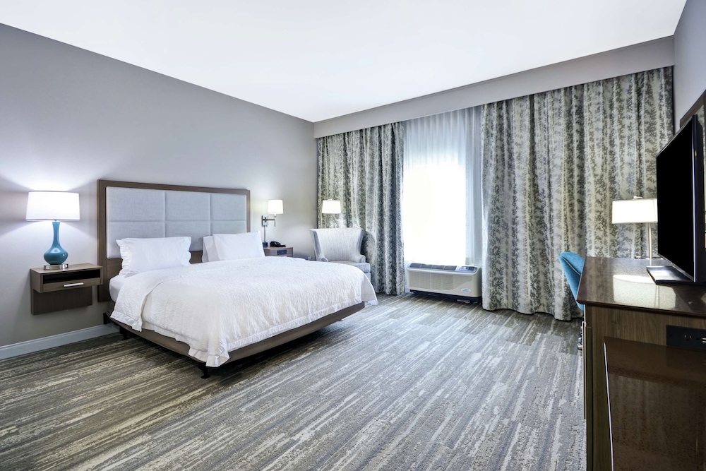 Hampton Inn Blue Ash Cincinnati - photo 24
