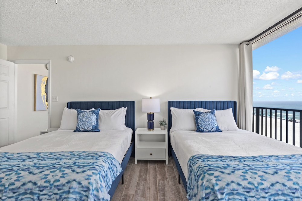 Sandpiper Beacon Beach Resort - photo 103