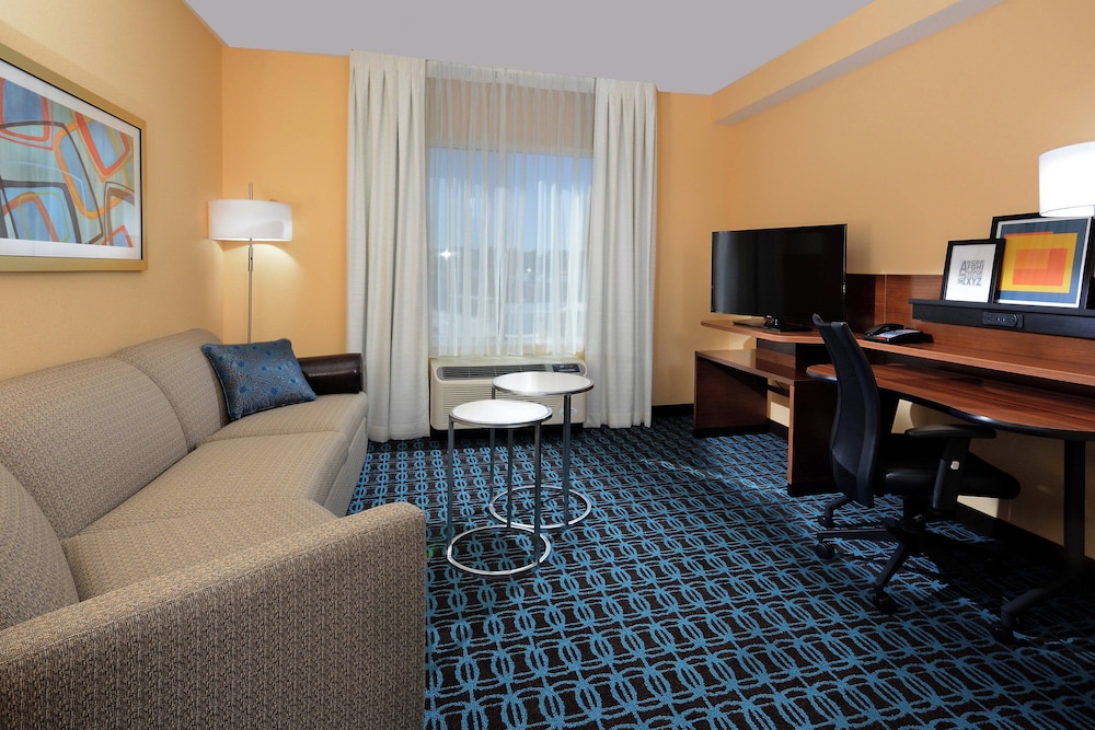 Fairfield Inn & Suites by Marriott Raleigh Capital Blvd. I 540 - photo 26