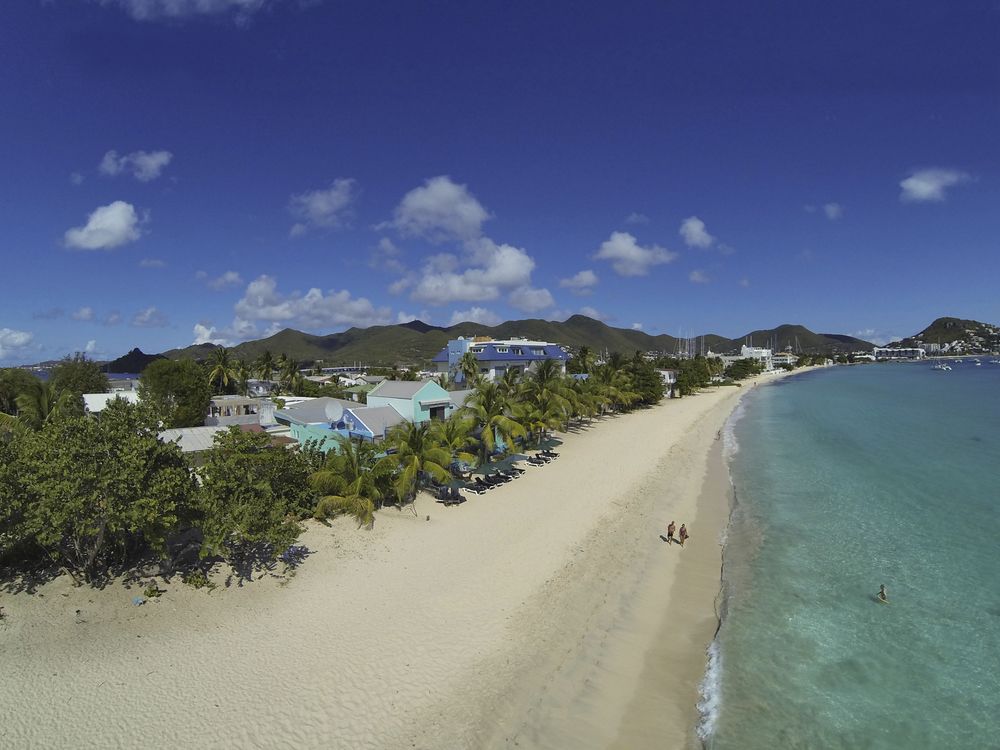 Azure Hotel and Art Studio - last minute hotel in Sint Maarten