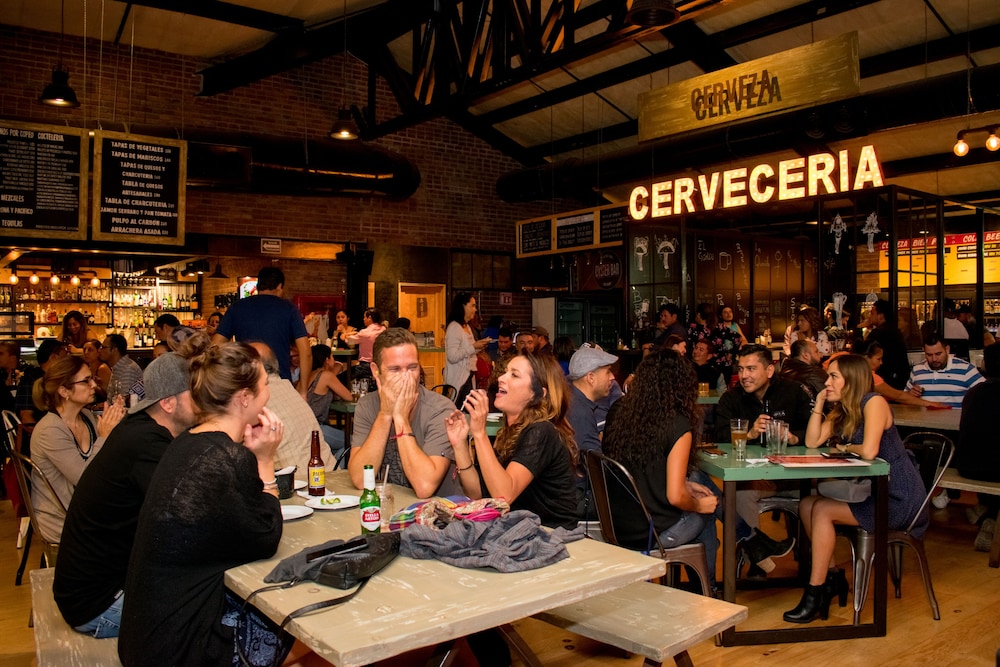 Food court