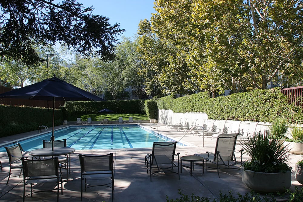 Juniper Hotel Cupertino Curio Collection by Hilton - photo 24