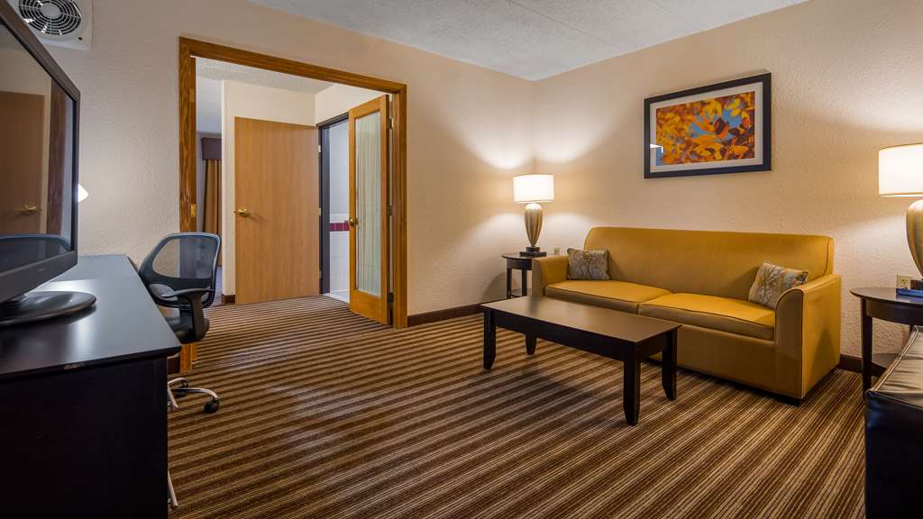 Best Western Plus Newark Christiana Inn - photo 14