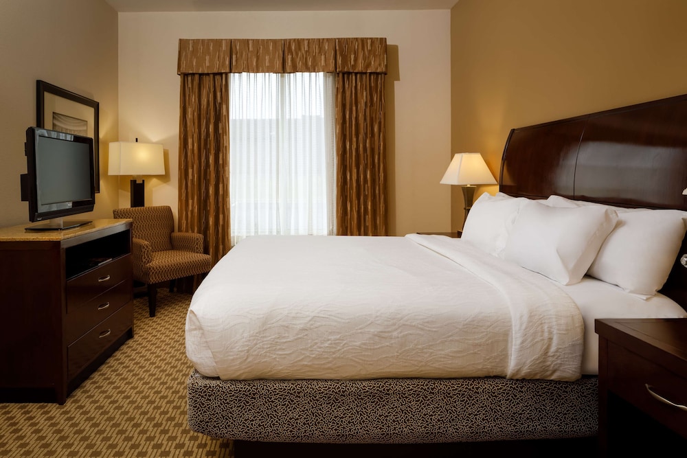 Hilton Garden Inn Cincinnati Blue Ash - photo 10