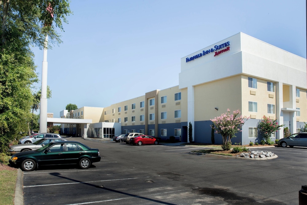 Fairfield Inn & Suites by Marriott Lumberton - photo 44