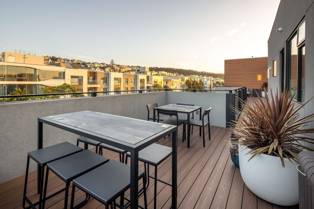 Infinity Hotel San Francisco Tapestry Collection by Hilton - photo 109
