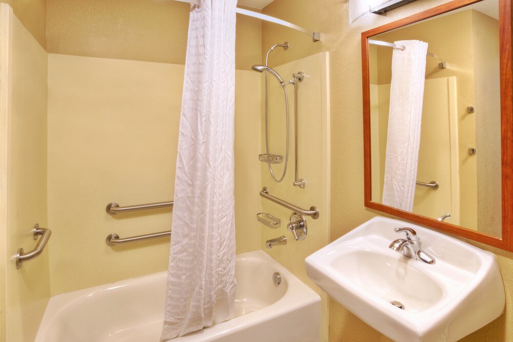 Candlewood Suites Ft Stockton by IHG - photo 15