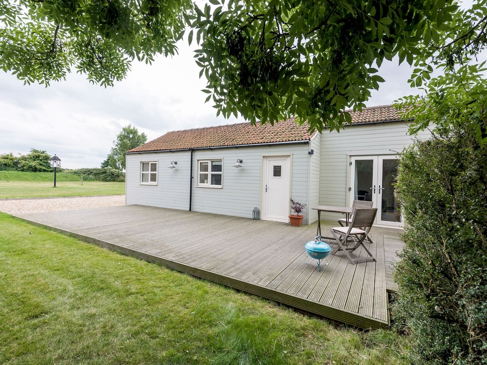 Dove Farm Cottage — 4-Star Luxury Hotel in Louth, United Kingdom
