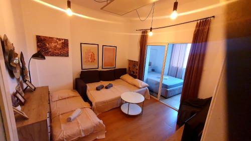 Ultra Central Modern Apartment close to Old Town University — 4-Star Luxury Hotel in Bucharest, Romania