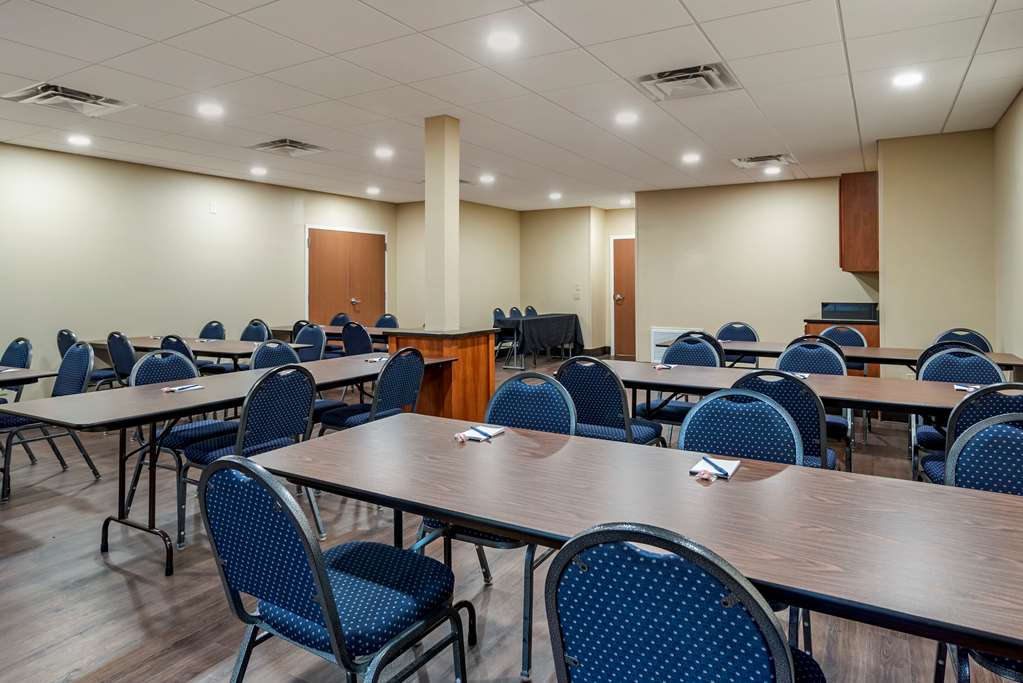 Comfort Suites Niceville Near Elgin Air Force Base - photo 40