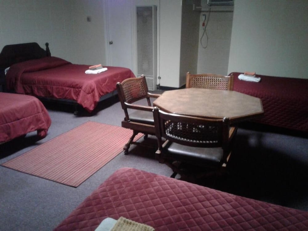 Dighton Inn - photo 36