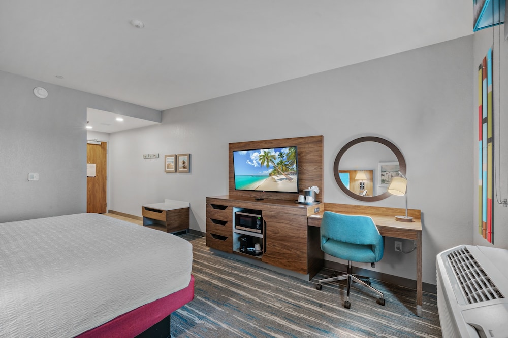 Hampton Inn by Hilton Morro Bay - photo 9