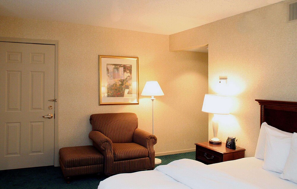 Staybridge Suites Columbus Worthington - photo 7
