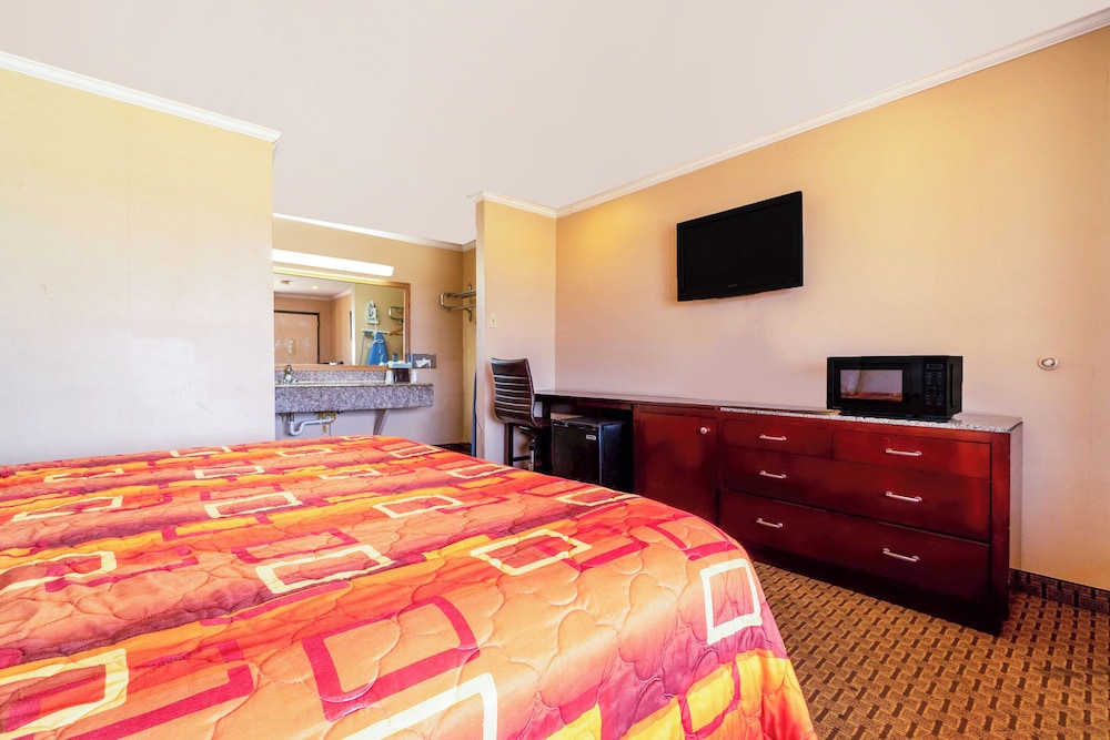 River Valley Motor Inn La Grange Texas - photo 11