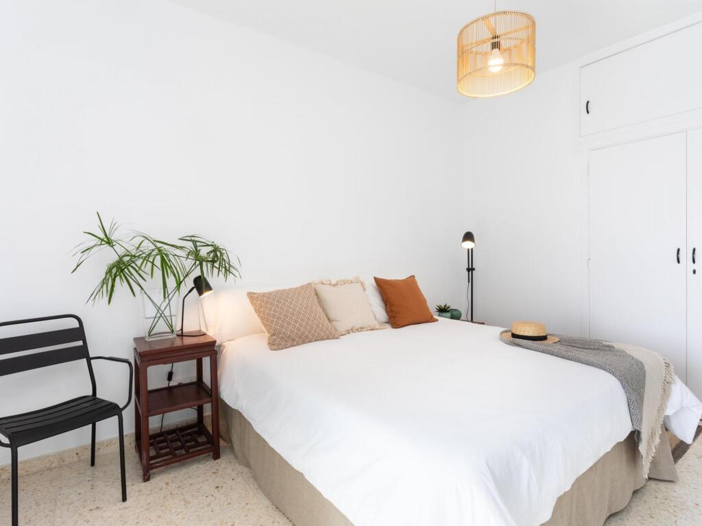 Apartamentos playa chica playa las gaviotas — 4-Star Luxury Hotel in Santa Cruz De Tenerife, Spain