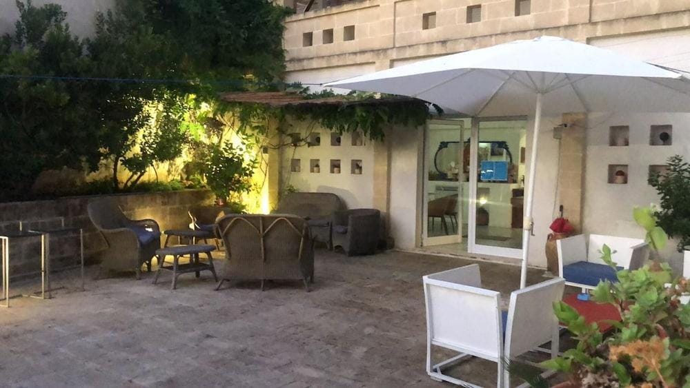 Relais Delle Ceramiche - carbon neutral hotel in Grottaglie