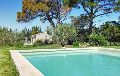 Le Cabanon — Saint Remy De Provence