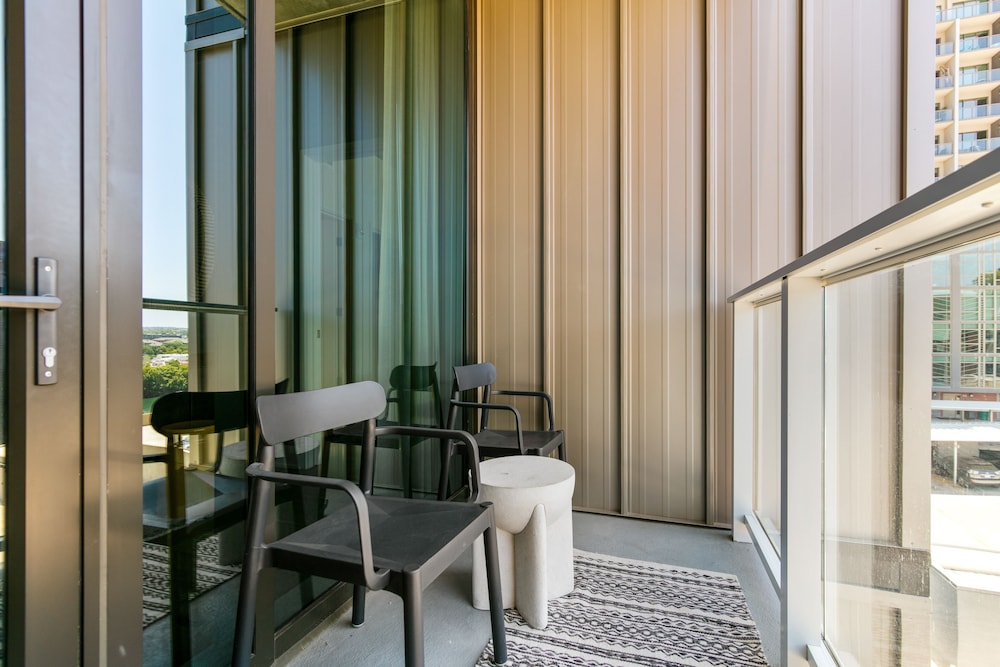 Austin Condo Hotel - photo 841