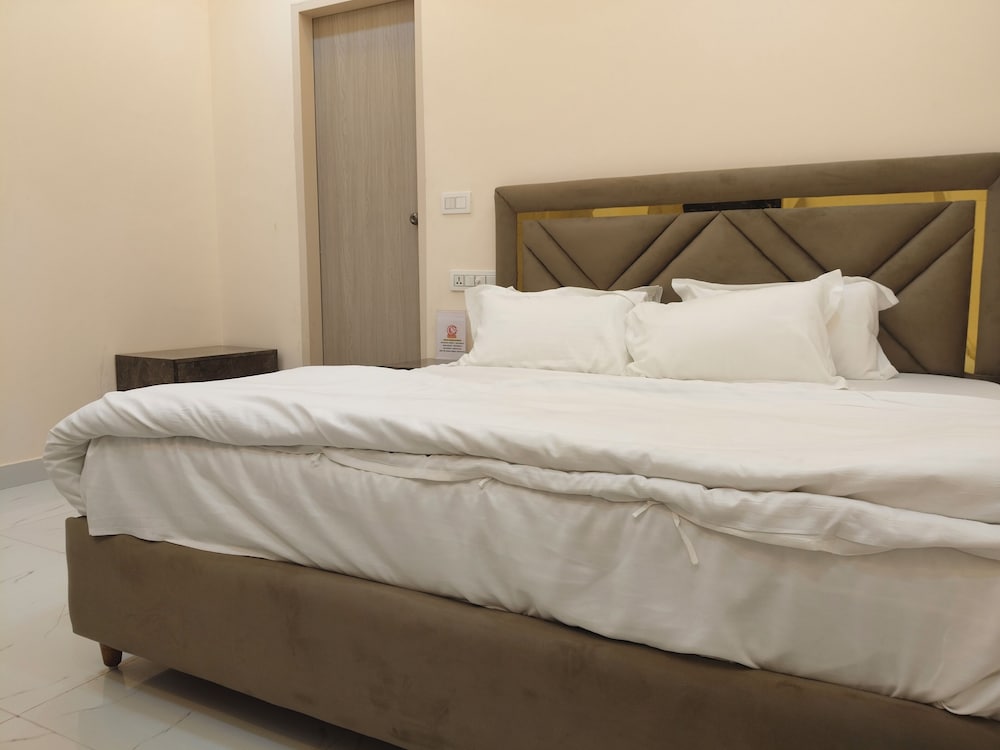 Modest Rooms By Libra — Kharar — photo 4