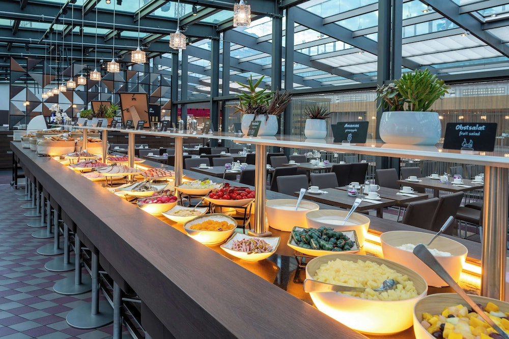 מזון ומשקאות