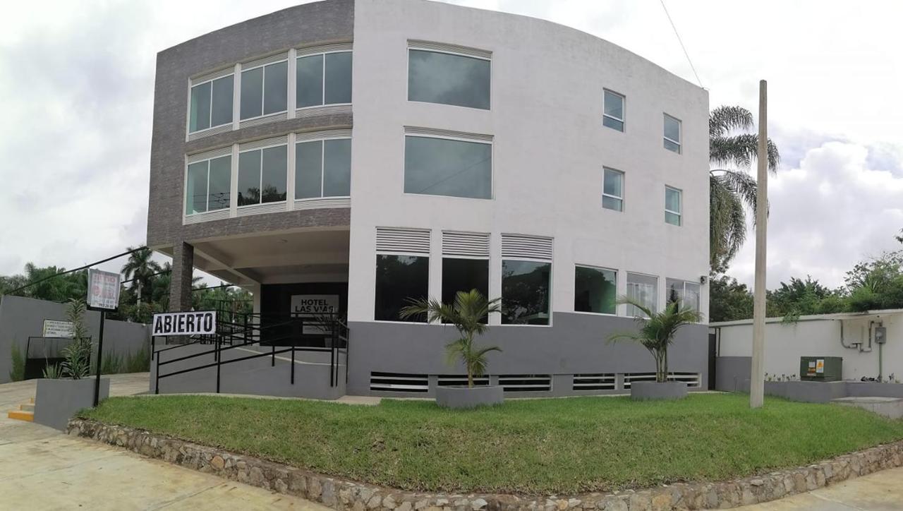 Hotel Las Vias — Fortin De Las Flores