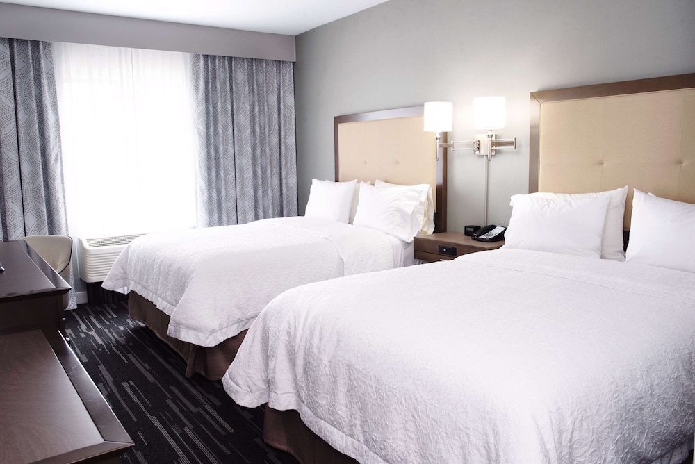 Hampton Inn & Suites Des Moines Urbandale - photo 17