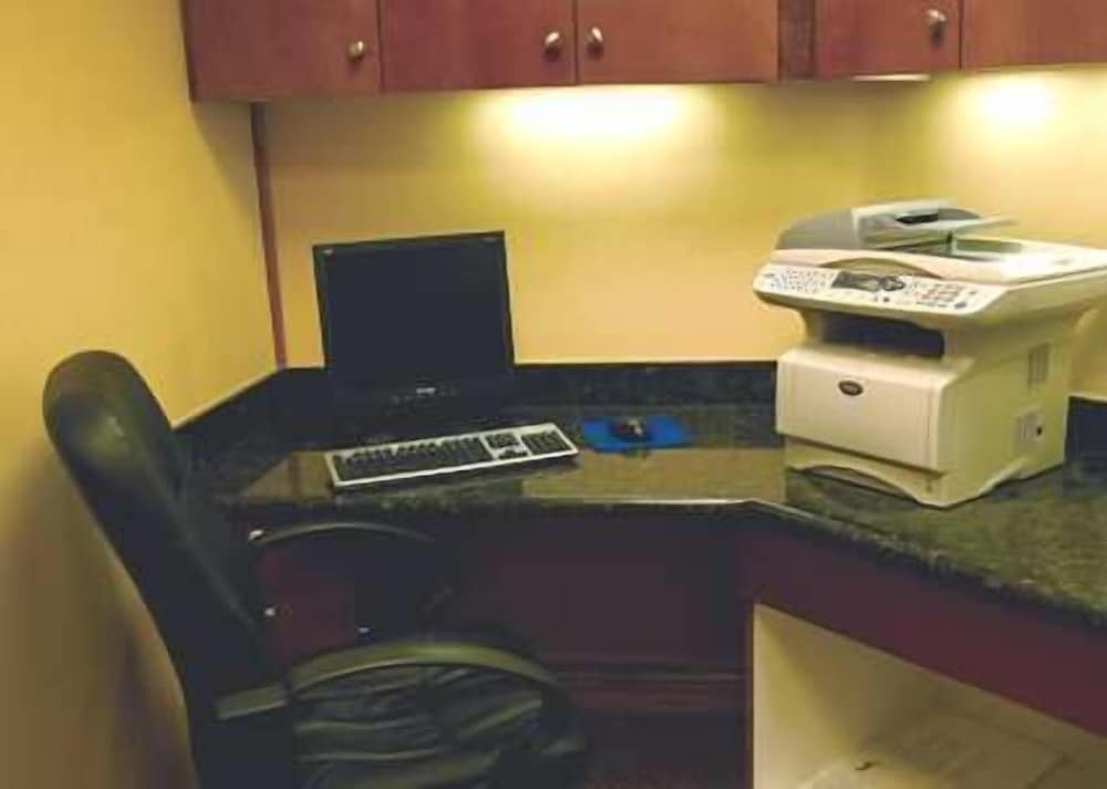 Hampton Inn Philadelphia Voorhees - photo 13