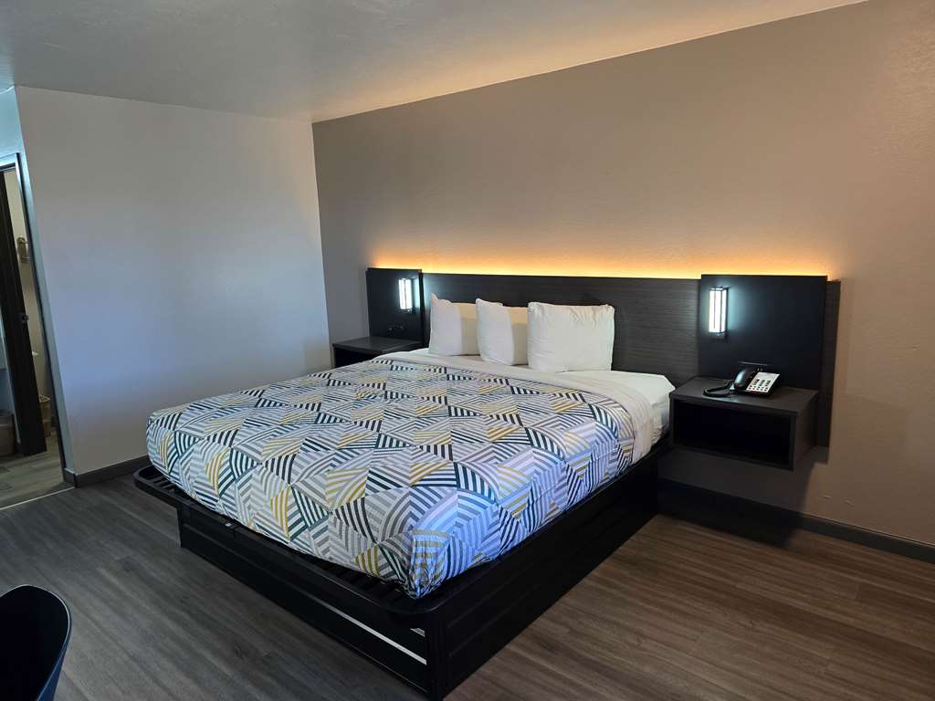 Economy Hotel Plus - photo 15