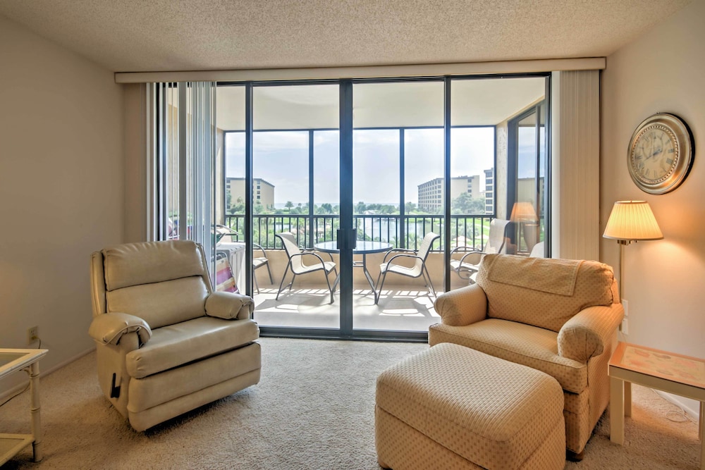 Beachfront Sarasota Resort Condo Siesta Key View - photo 11