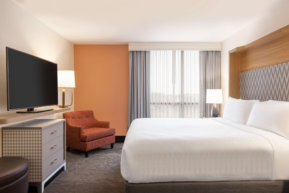 DoubleTree by Hilton Fort Worth South Hotel & Conference Center - photo 13