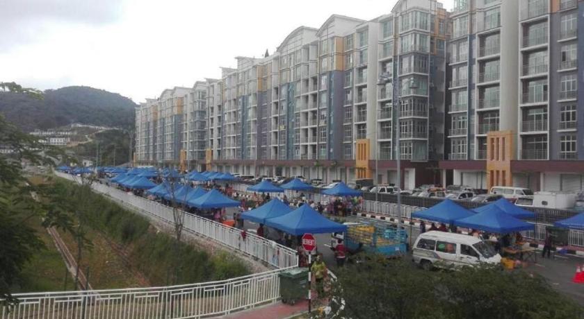 Zarena Somersquare Aprt Goldenhills Pasar Malam in Tanah Rata, Malaysia