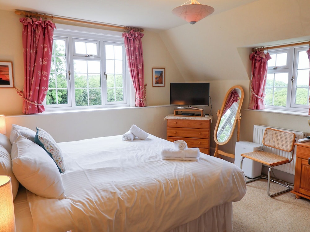 Barn Close Farm — Bridport — photo 4
