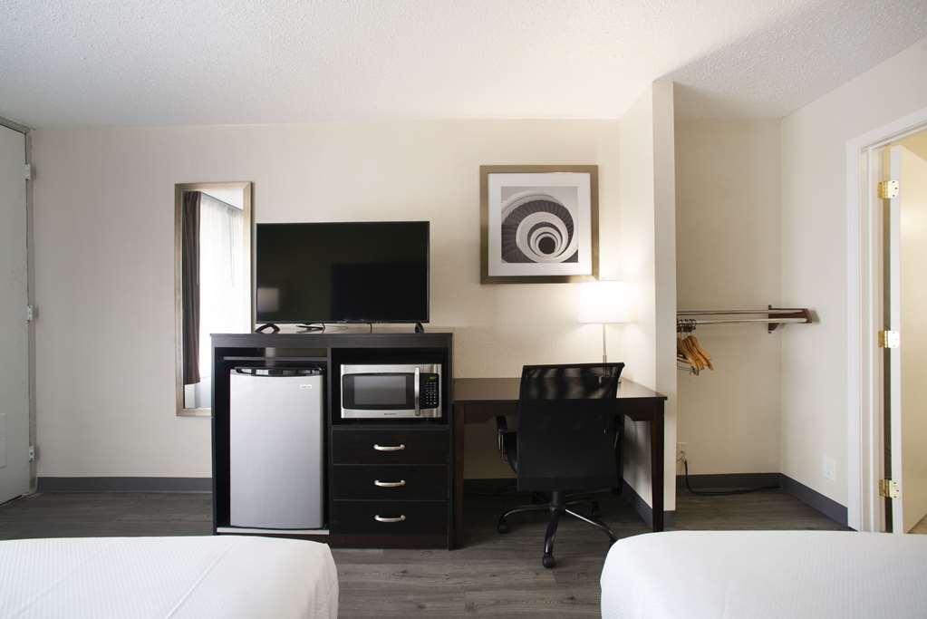Quality Inn & Suites Vandalia near I 70 and Hwy 51 - photo 11